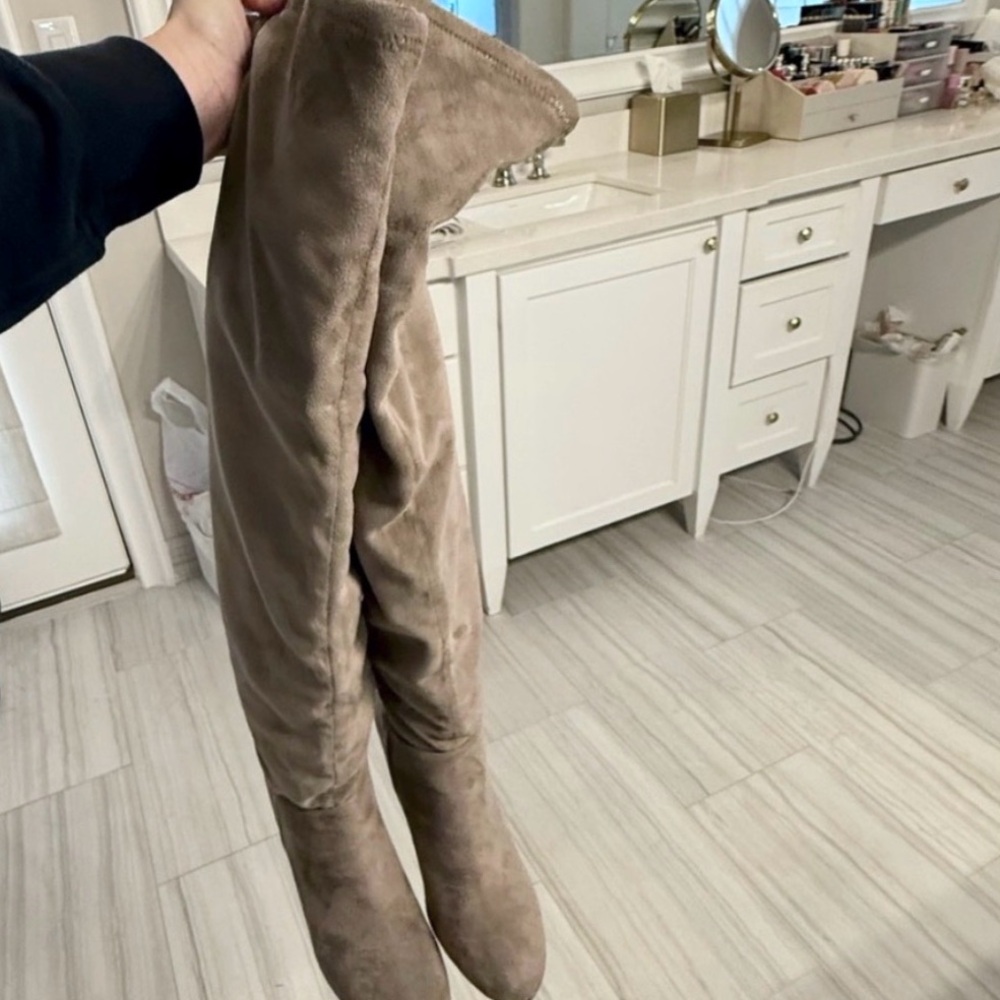 Chinese Laundry Over the Knee Boots- Tan Size 9.5 - Picture 8 of 15